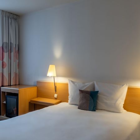Castrum Hotel Szekesfehervar Exterior photo